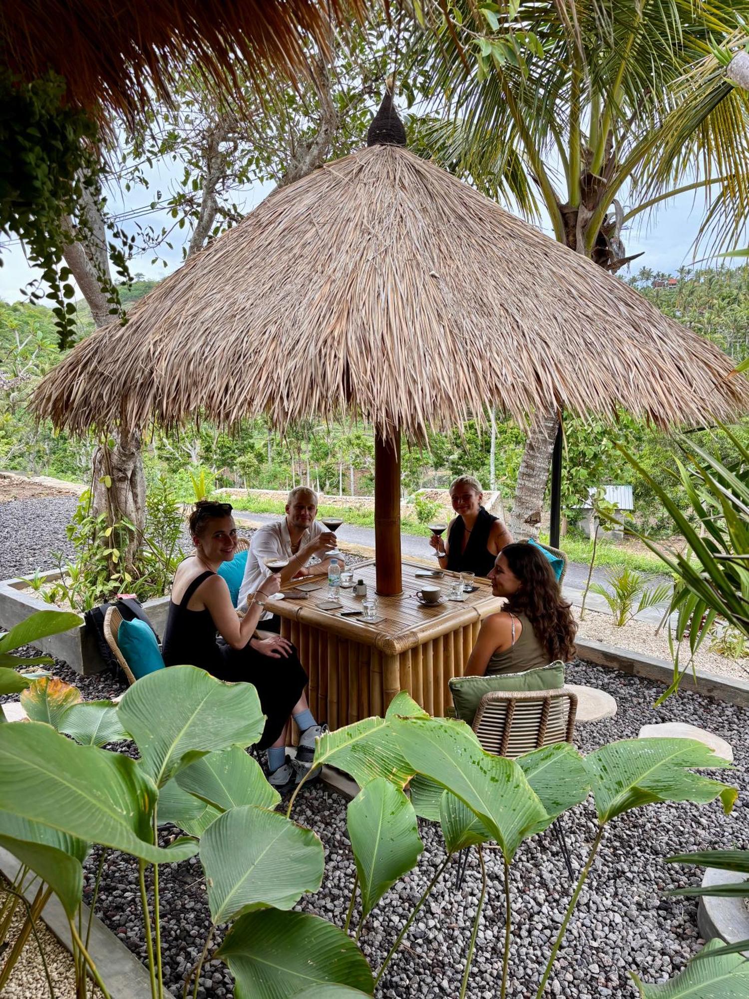 Kaje & Restaurant Holiday park Tanglad